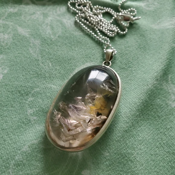 Rare Quartz Enhydro Quartz Set In Fine 990 Silver Necklace OOAK crystal Artisan - Picture 10 of 10